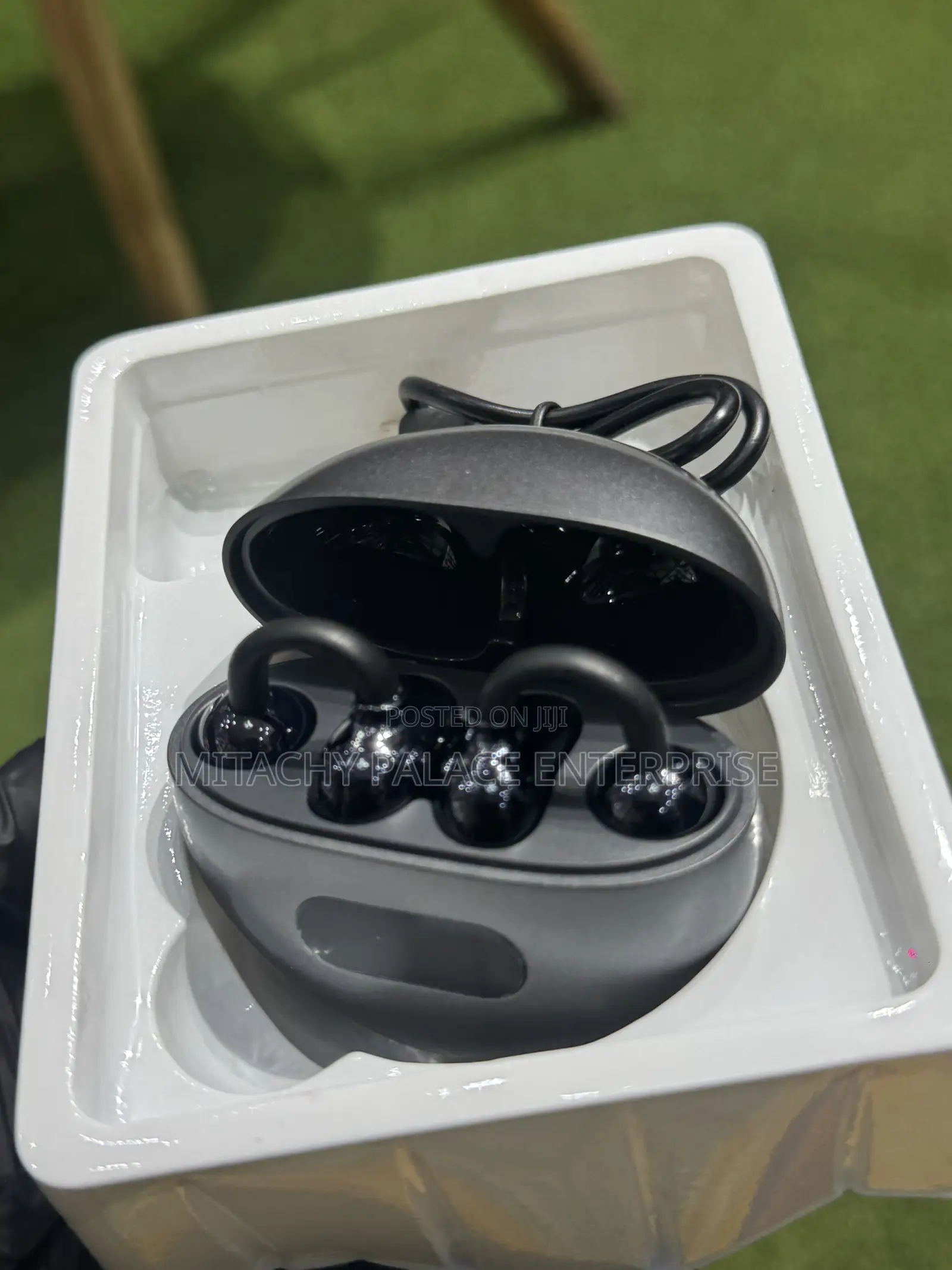 Q17 in Ear Clip