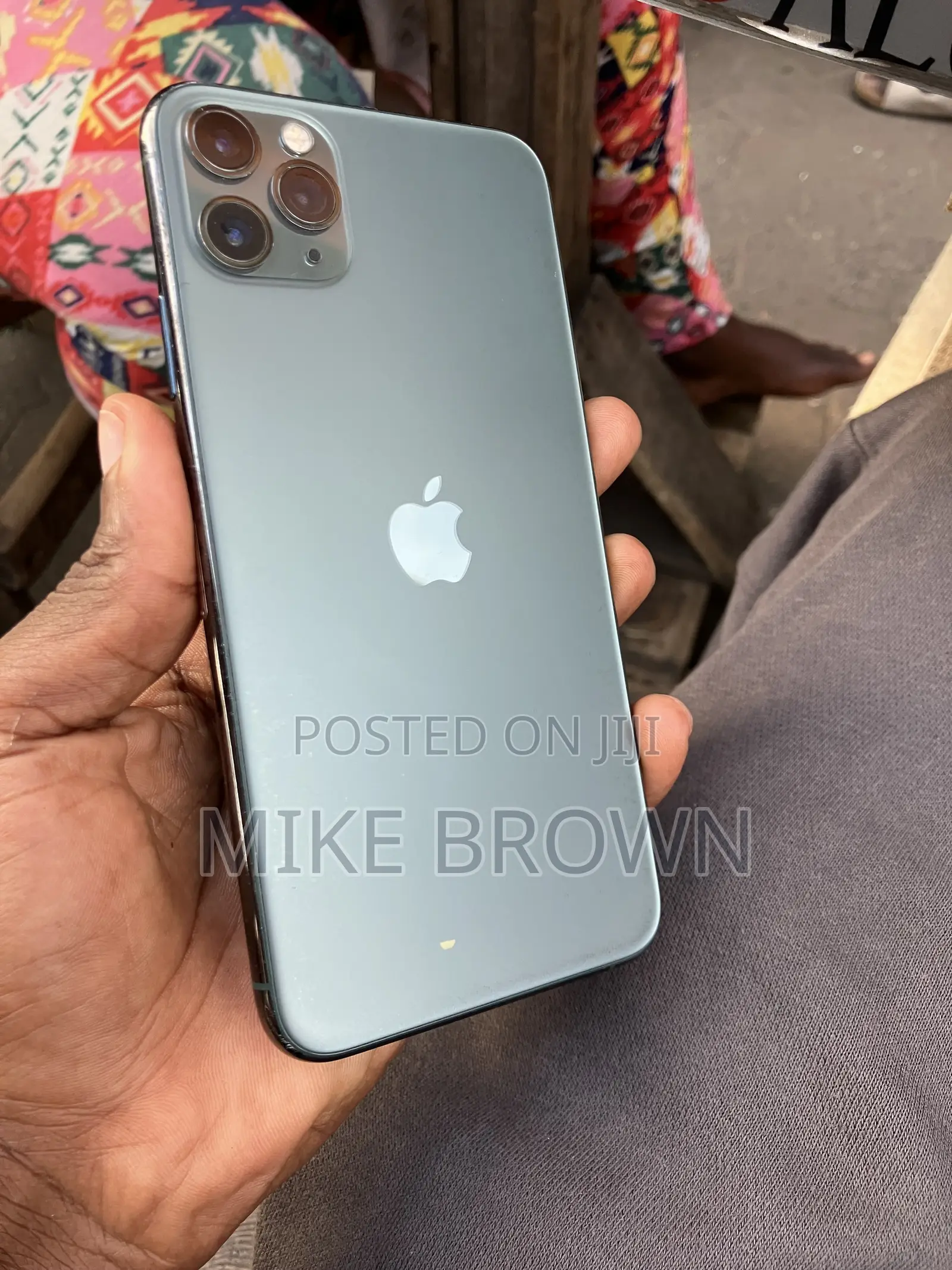 Apple iPhone 11 Pro Max 64 GB Green