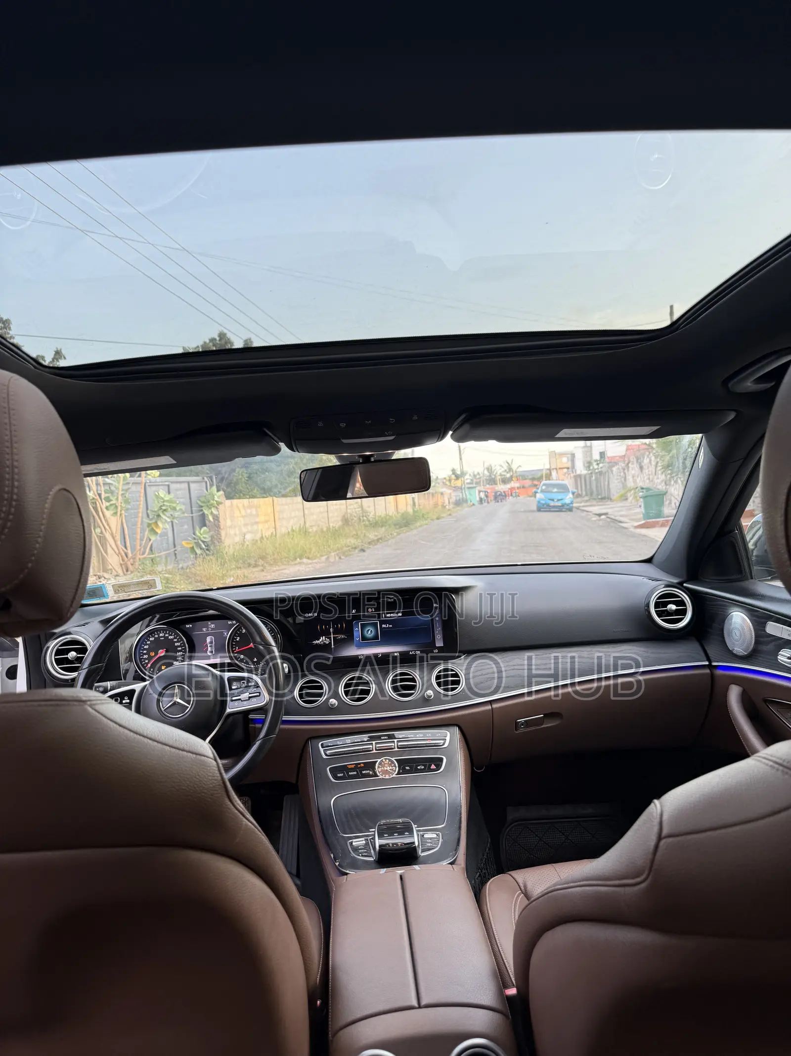 Mercedes-Benz E300 4Matic AWD Sedan (2.0L 4cyl 9A) 2017 White