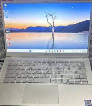 Laptop Dell Inspiron 13 5390 8GB Intel Core i5 SSD 256GB