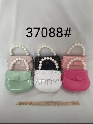 Mini Jelly Handbag With Gold- Chain- Waterproof Party Bag- 7 Colors