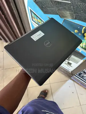 Laptop Dell Precision 7510 16GB Intel Core i7 HDD+SSD 128GB