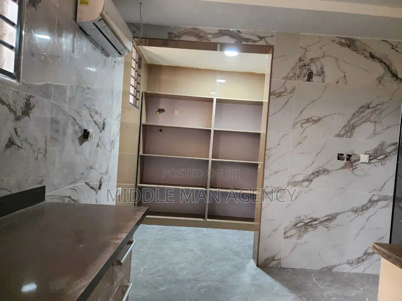 Furnished 6bdrm Mansion in Middle Man Agency, Kumasi Metropolitan