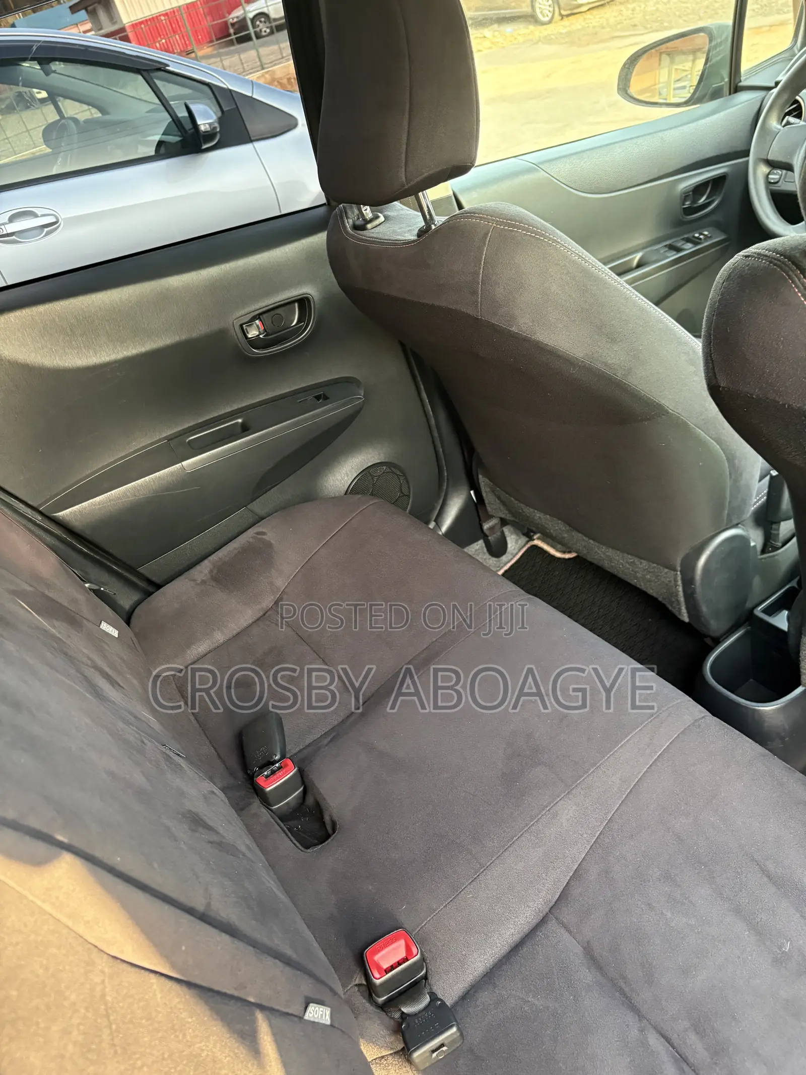 Toyota Vitz 1.3 FWD 5dr 2013 Black