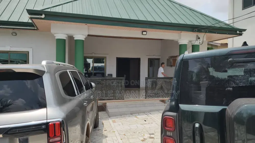 Furnished 6bdrm Mansion in Middle Man Agency, Kumasi Metropolitan