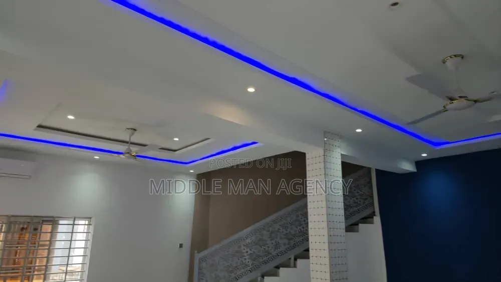 Furnished 6bdrm Mansion in Middle Man Agency, Kumasi Metropolitan