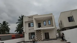 Furnished 5bdrm House in Middle Man Agency, Kumasi Metropolitan