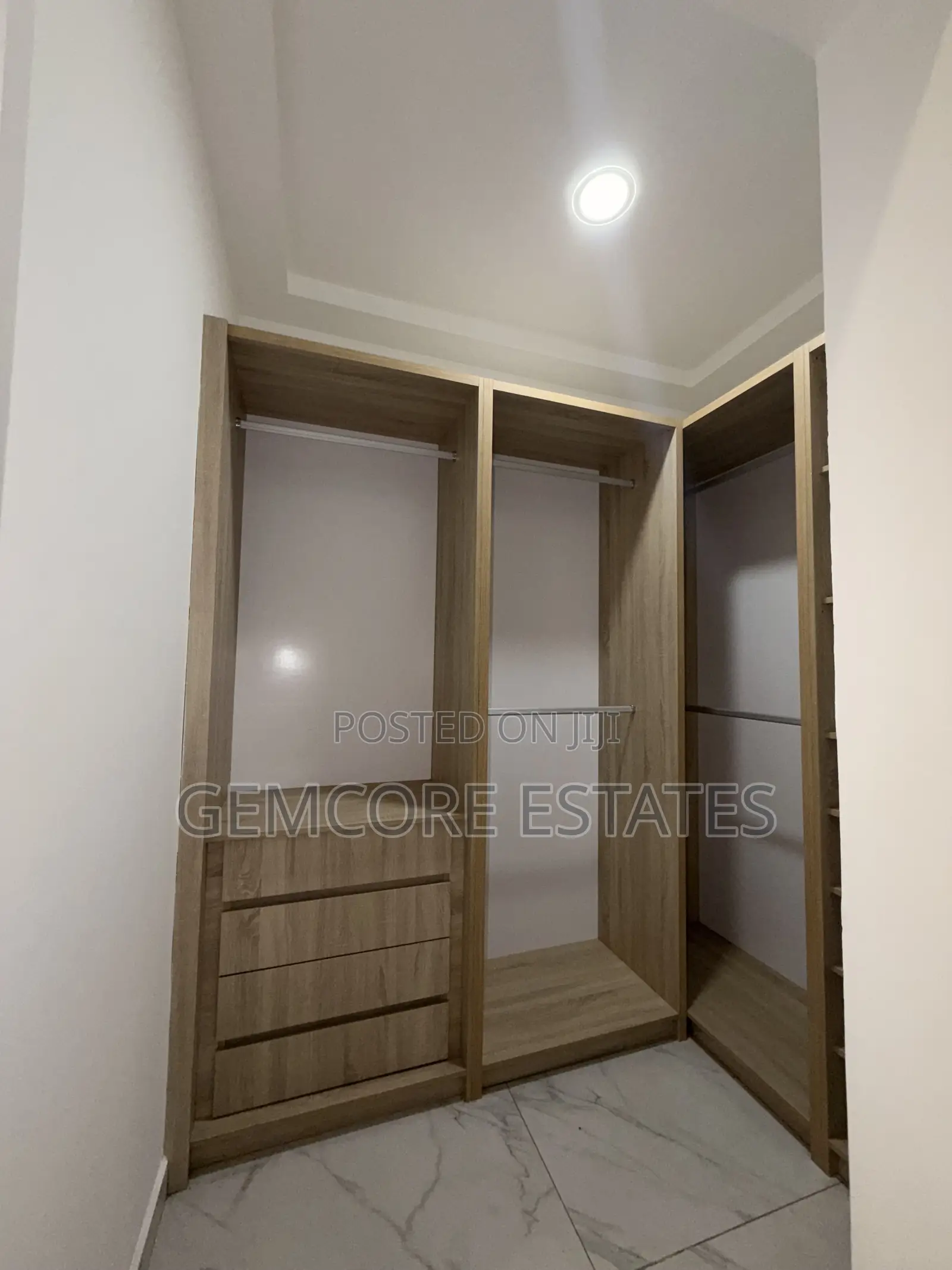 4bdrm House in West Trasacco, East Legon for sale