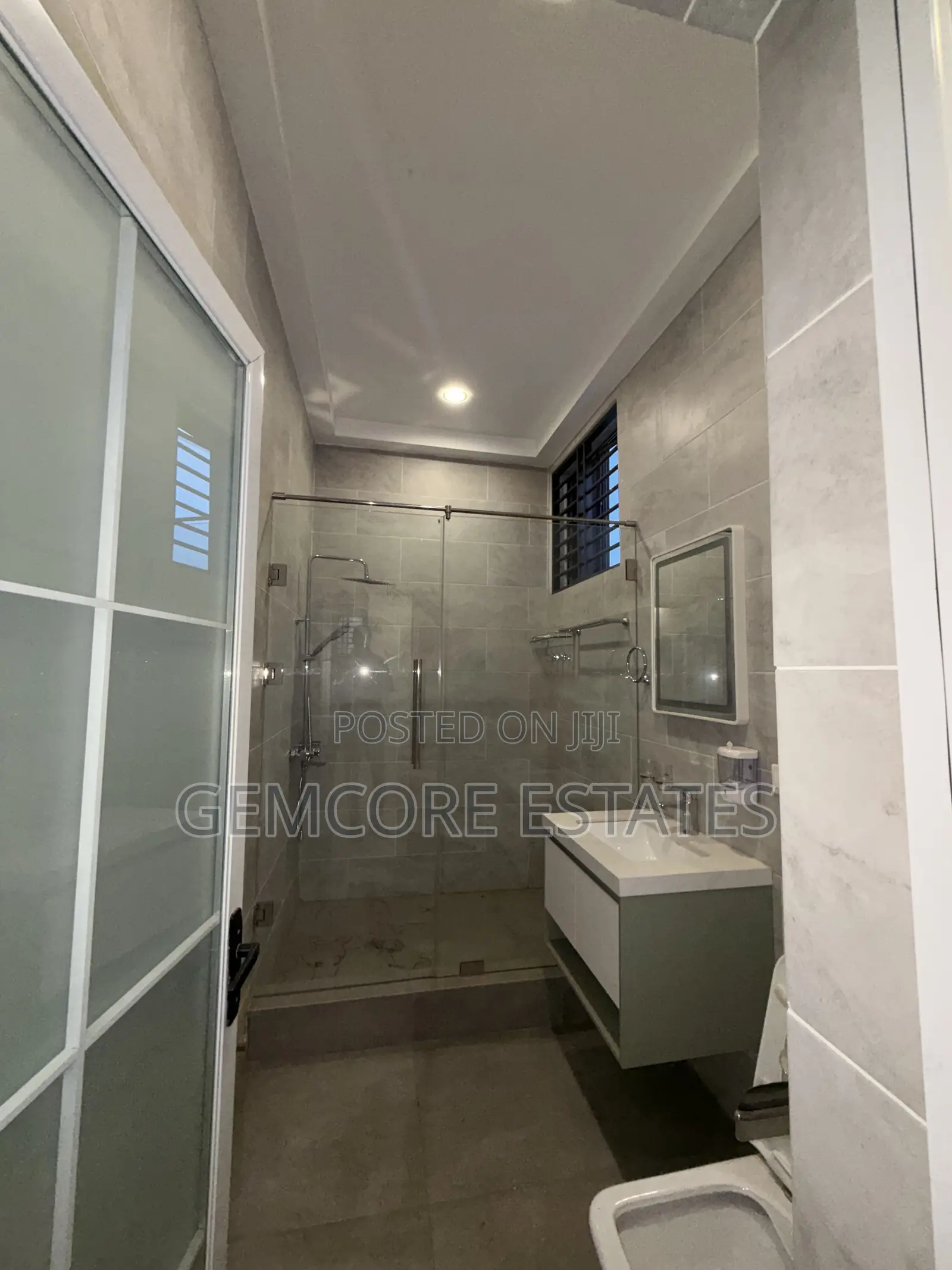 4bdrm House in West Trasacco, East Legon for sale