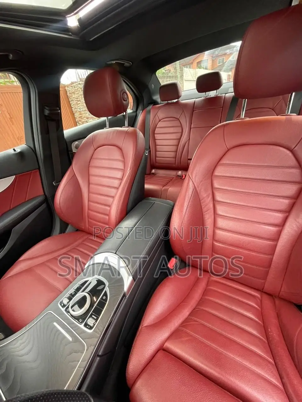 Mercedes-Benz C300 2021 White