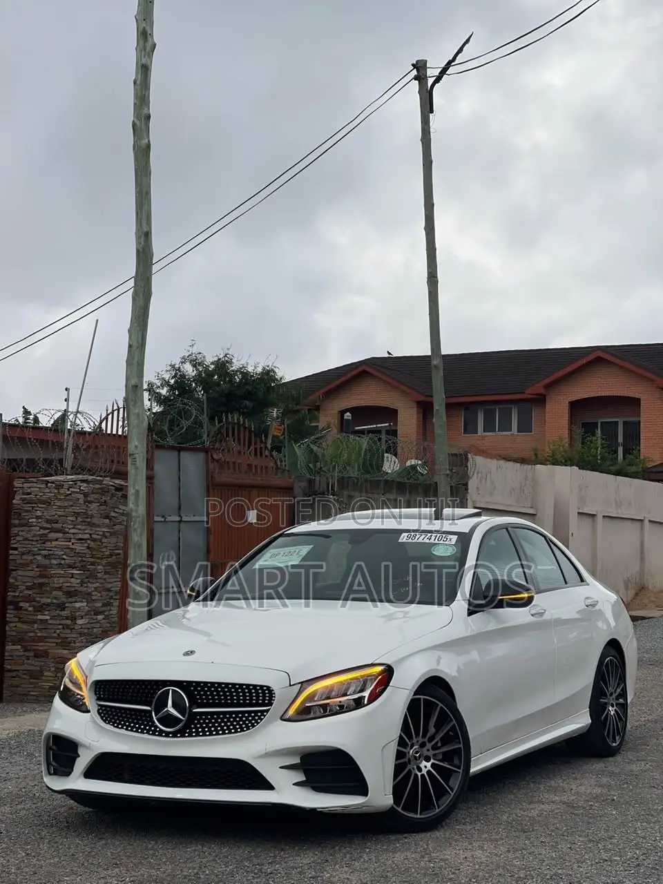 Mercedes-Benz C300 2021 White