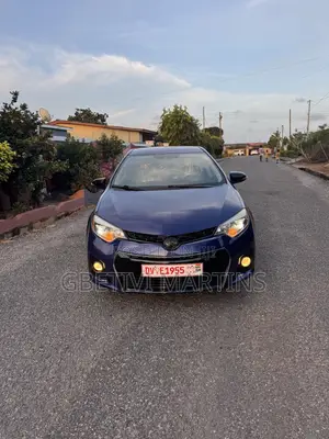 Toyota Corolla 2015 Blue