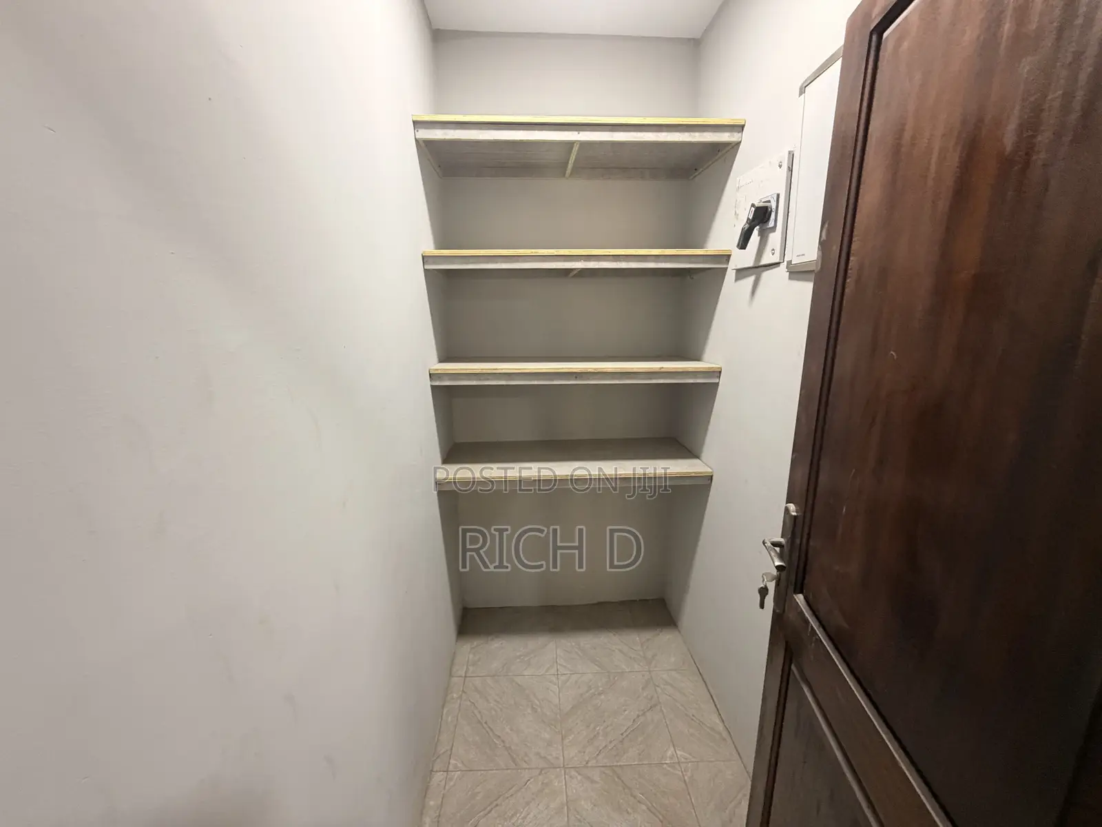 3bdrm Apartment in Community 25 for rent