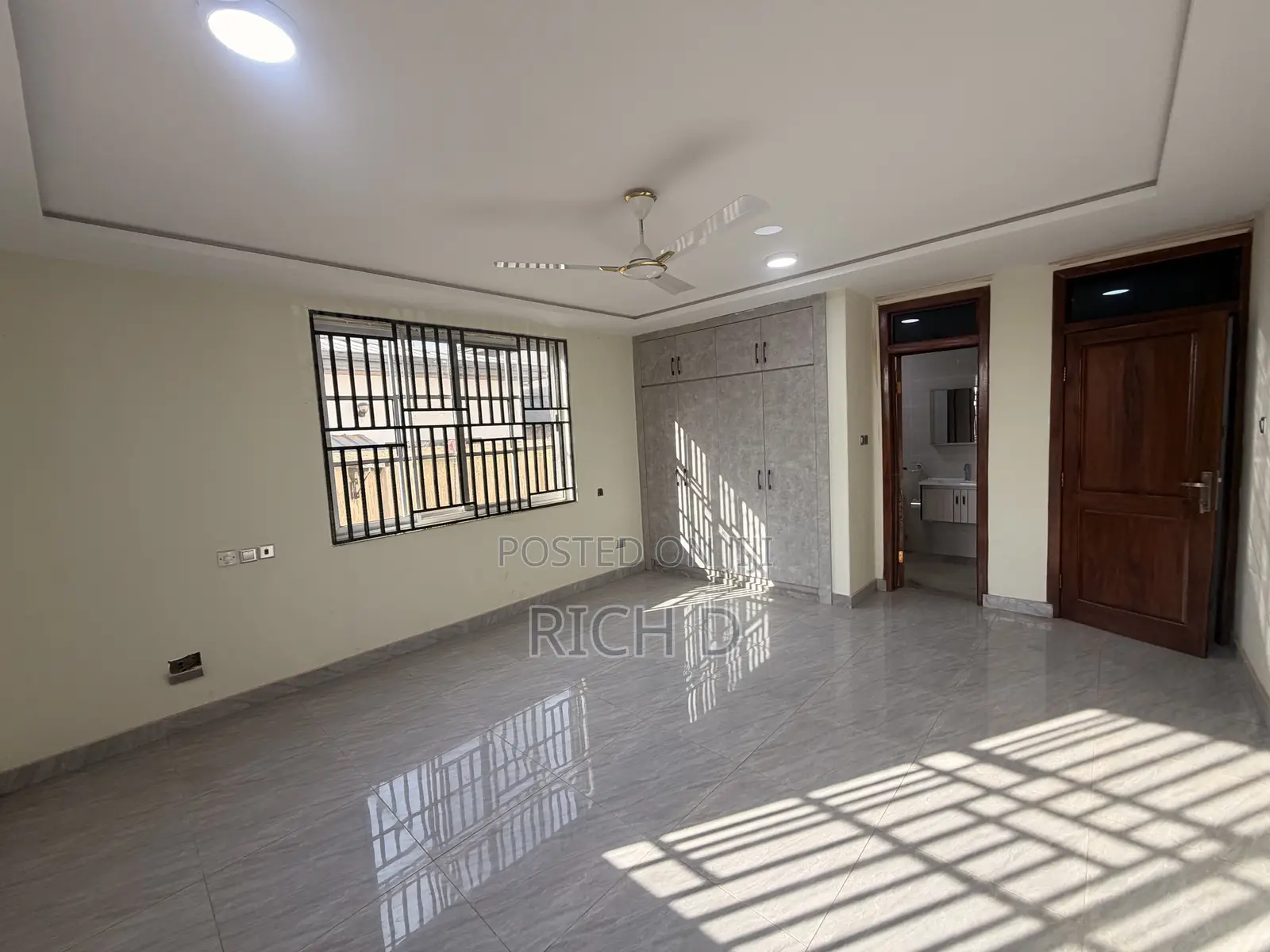 3bdrm Apartment in Community 25 for rent