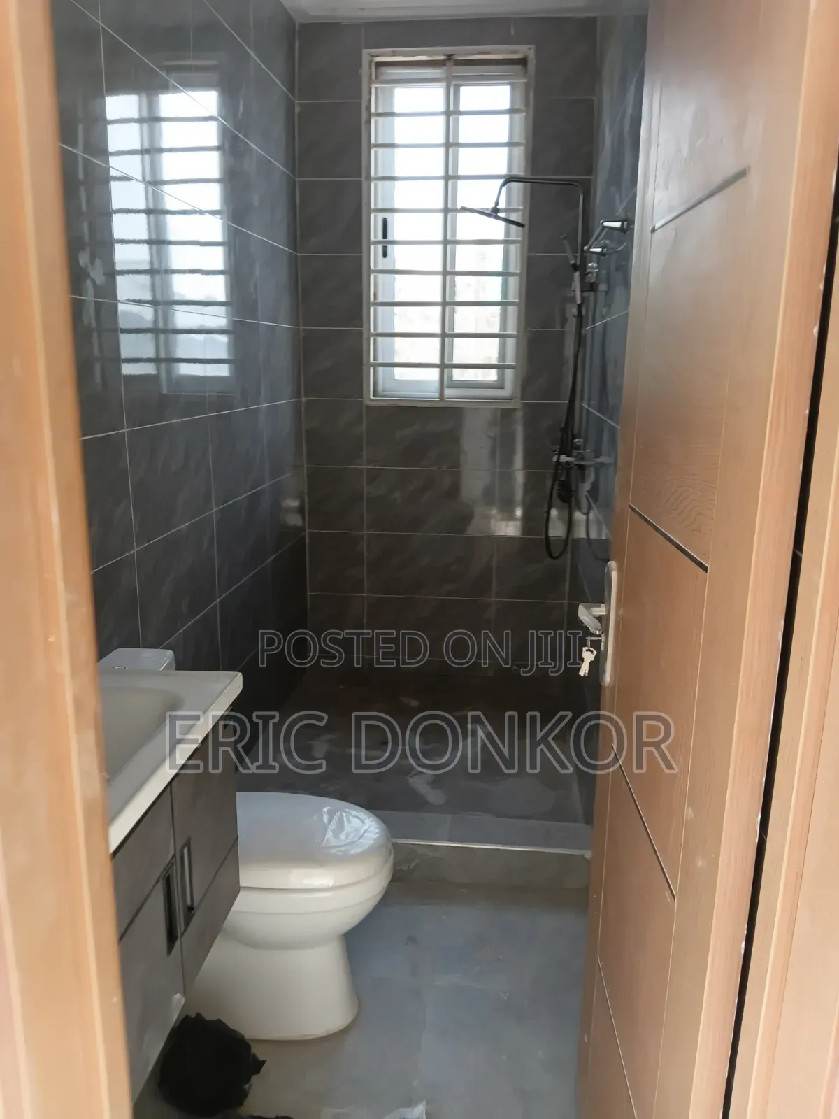 2bdrm Apartment in Oyarifa, Owusu Ansah for rent