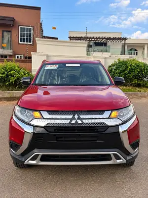 Mitsubishi Outlander ES FWD 2019 Red