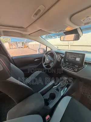 Toyota Corolla 2022 White