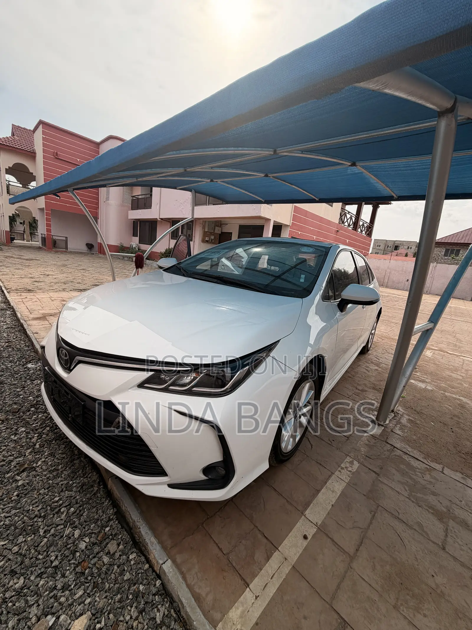 Toyota Corolla 2022 White