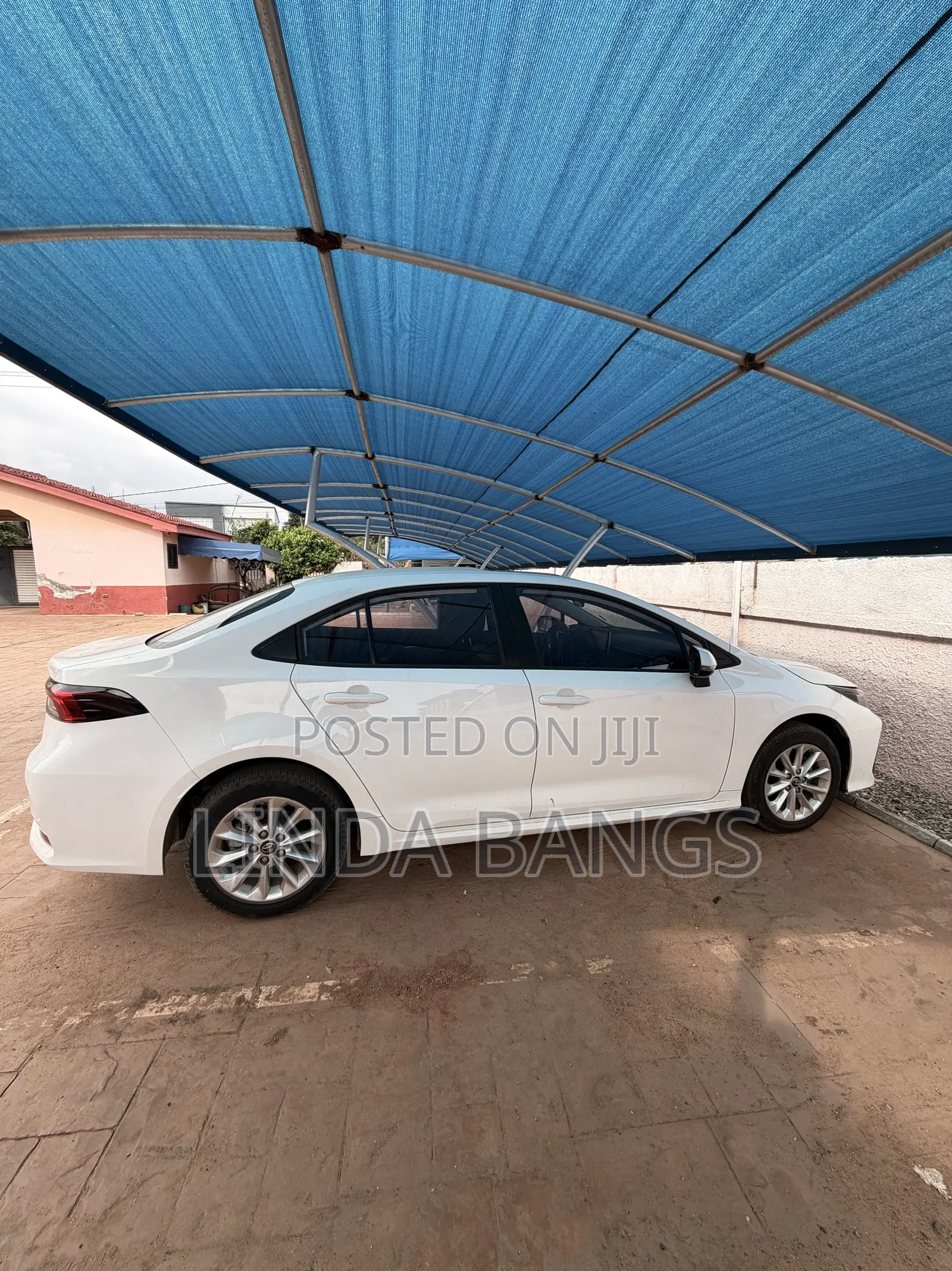 Toyota Corolla 2022 White
