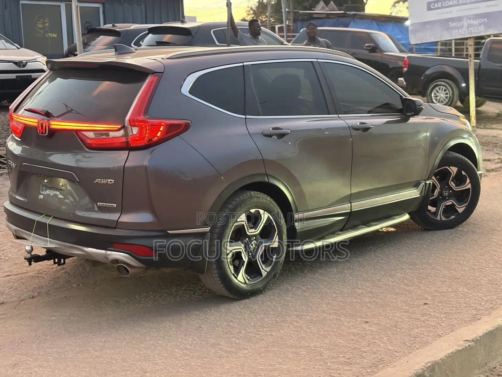 Honda CR-V Touring AWD 2018 Gray
