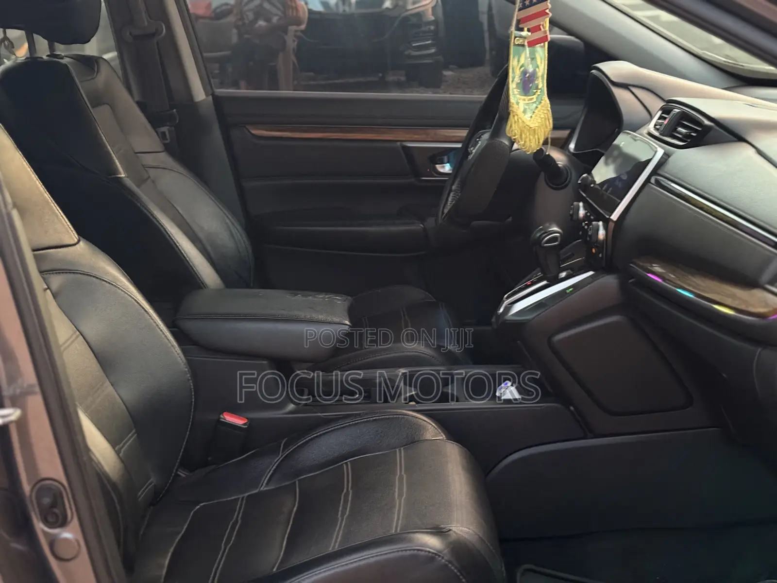Honda CR-V Touring AWD 2018 Gray