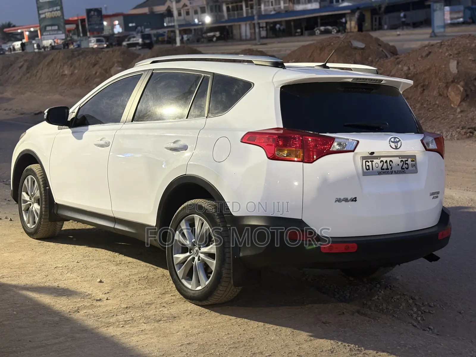 Toyota RAV4 Limited 4dr SUV (2.5L 4cyl 6A) 2015 Black