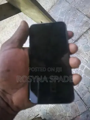 Apple iPhone X 64 GB Black