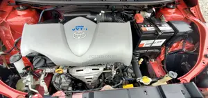 Toyota Yaris 2016 Red