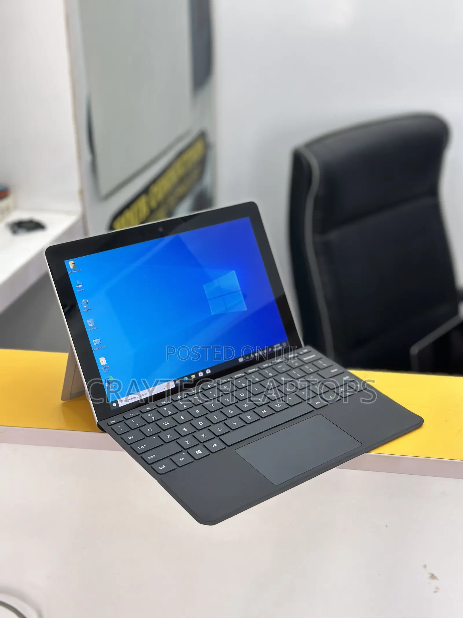 New Laptop Microsoft Surface Go 8GB Intel Pentium SSD 128GB