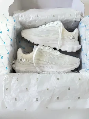 Authentic Alo Runner in Colours