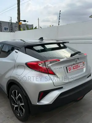 Toyota C-HR 2018 Gray