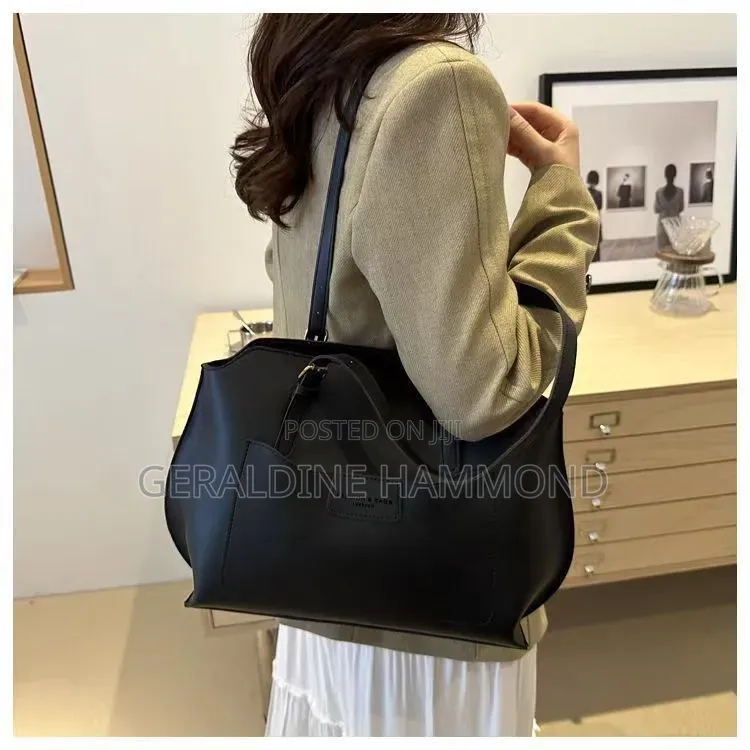 Ladies Hand Bag