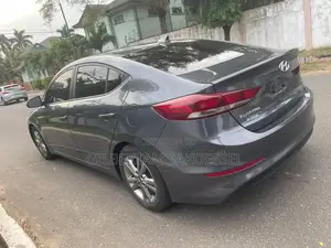 Hyundai Elantra 2018 Gray