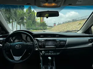 Toyota Corolla S 4dr Sedan (1.8L 4cyl CVT) 2016 Blue