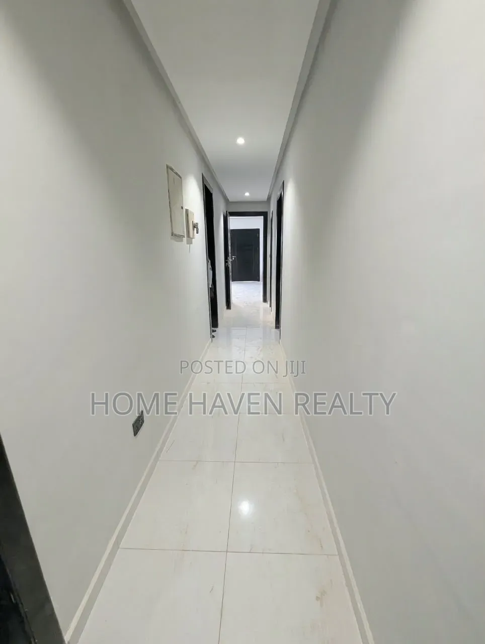3bdrm House in Tantra Hills, Ola Achool Area for sale
