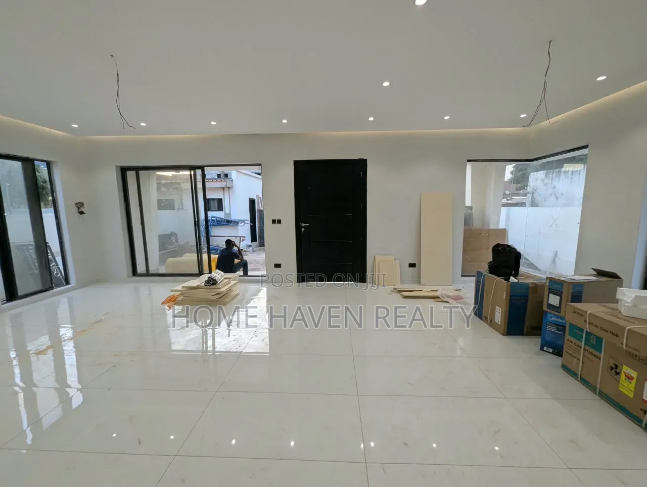 3bdrm House in Tantra Hills, Ola Achool Area for sale