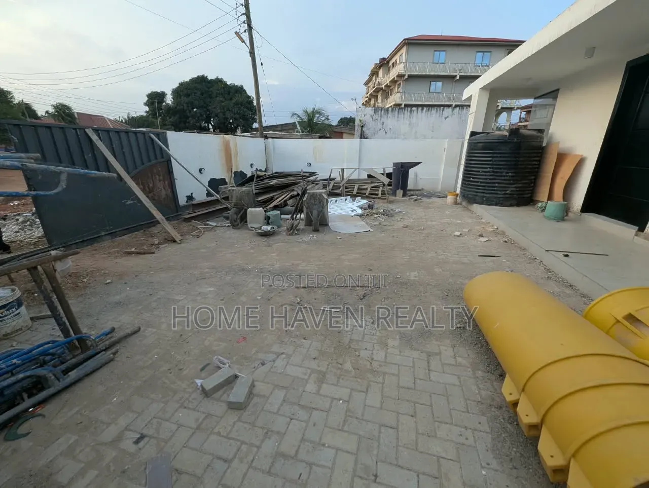 3bdrm House in Tantra Hills, Ola Achool Area for sale