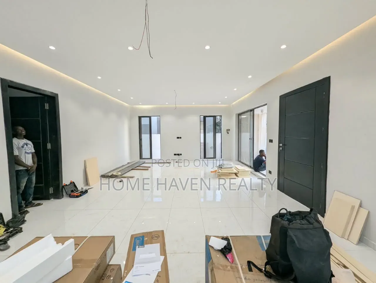 3bdrm House in Tantra Hills, Ola Achool Area for sale