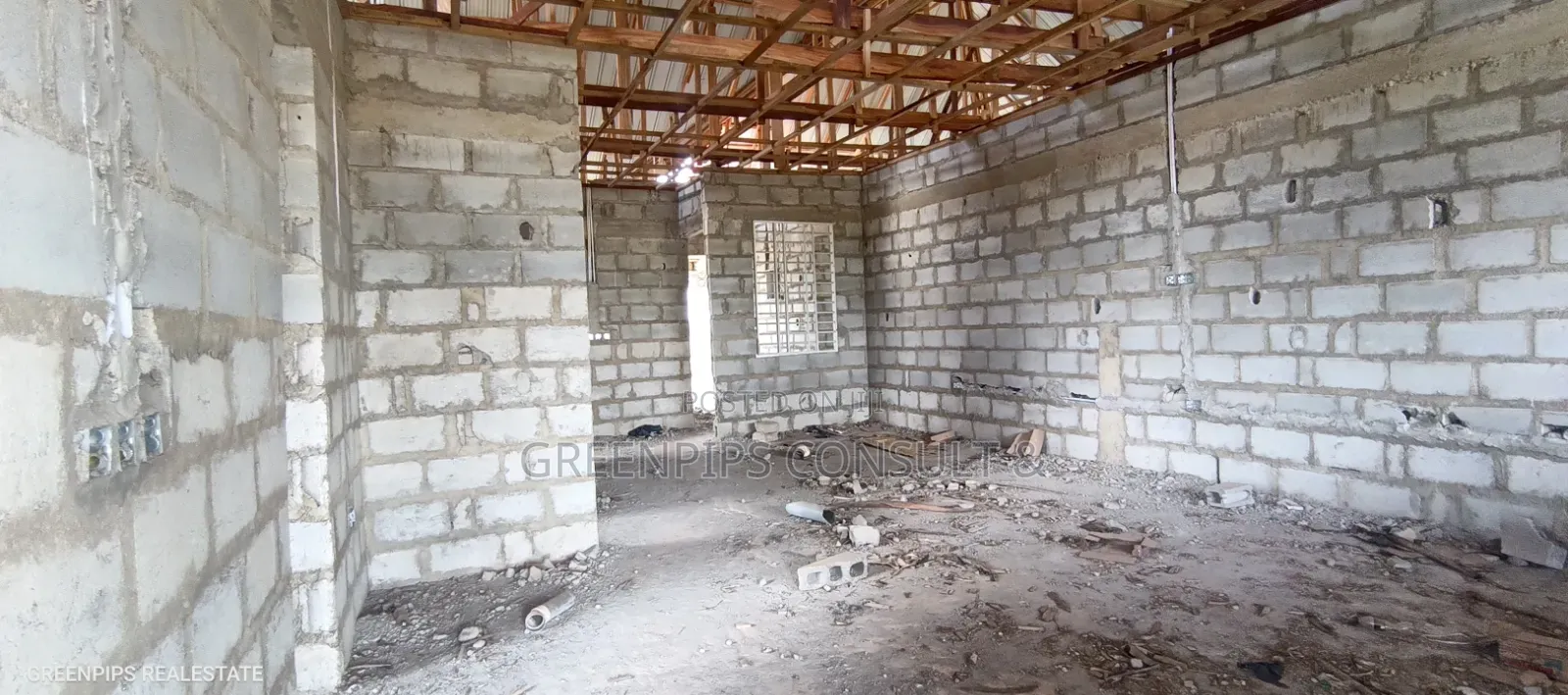 Uncompleted 5 Bedrooms Structure at Apromoase