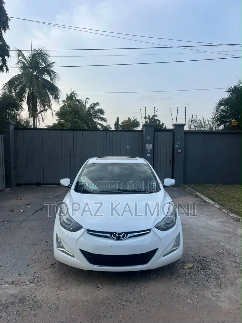 Hyundai Elantra 2015 White
