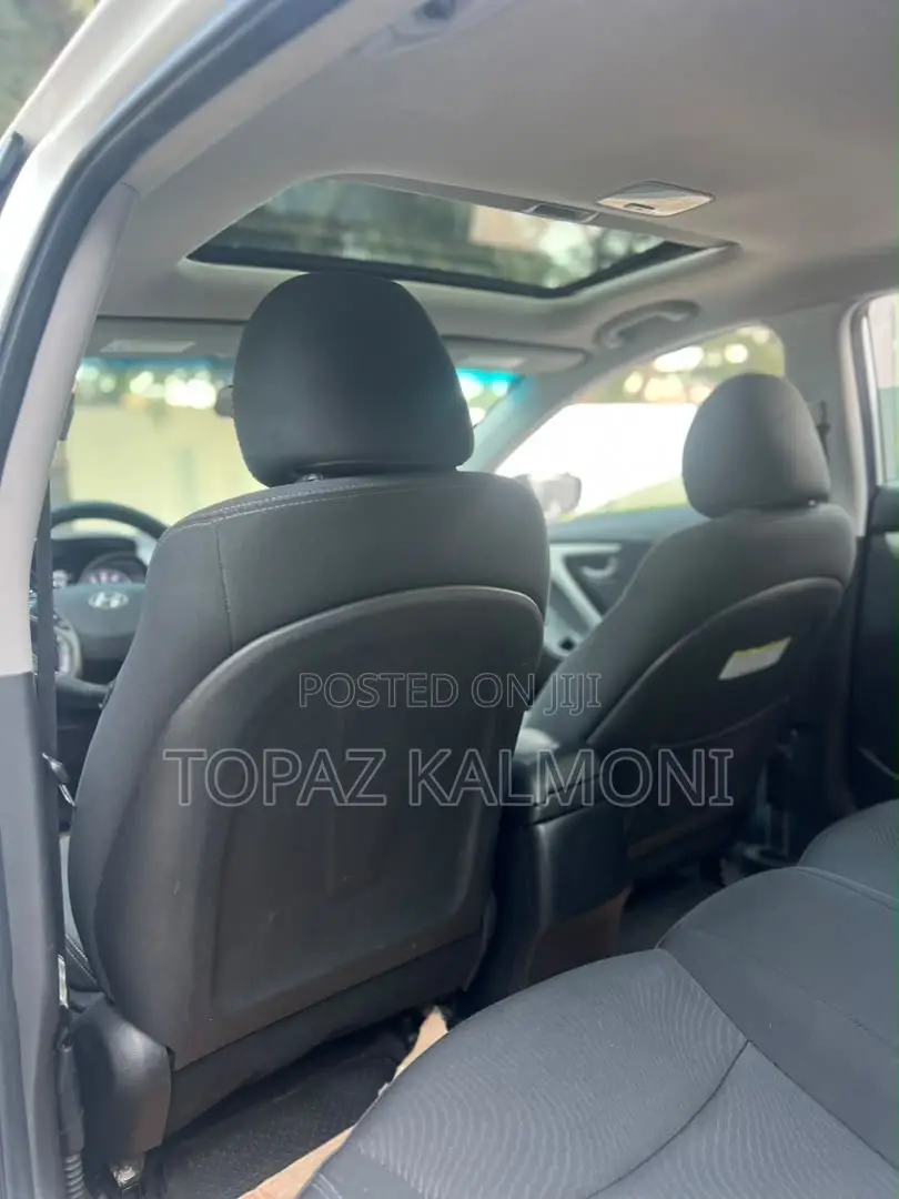 Hyundai Elantra 2015 White