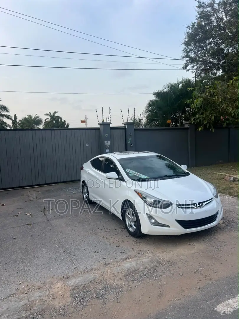 Hyundai Elantra 2015 White