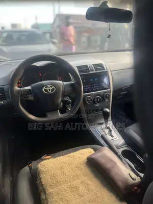 Toyota Corolla 2013 Gray