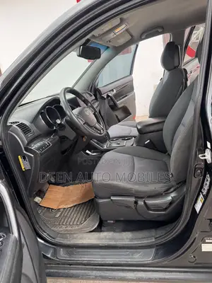 Kia Sportage SX 4dr SUV (2.0L 4cyl Turbo 6A) 2011 Black