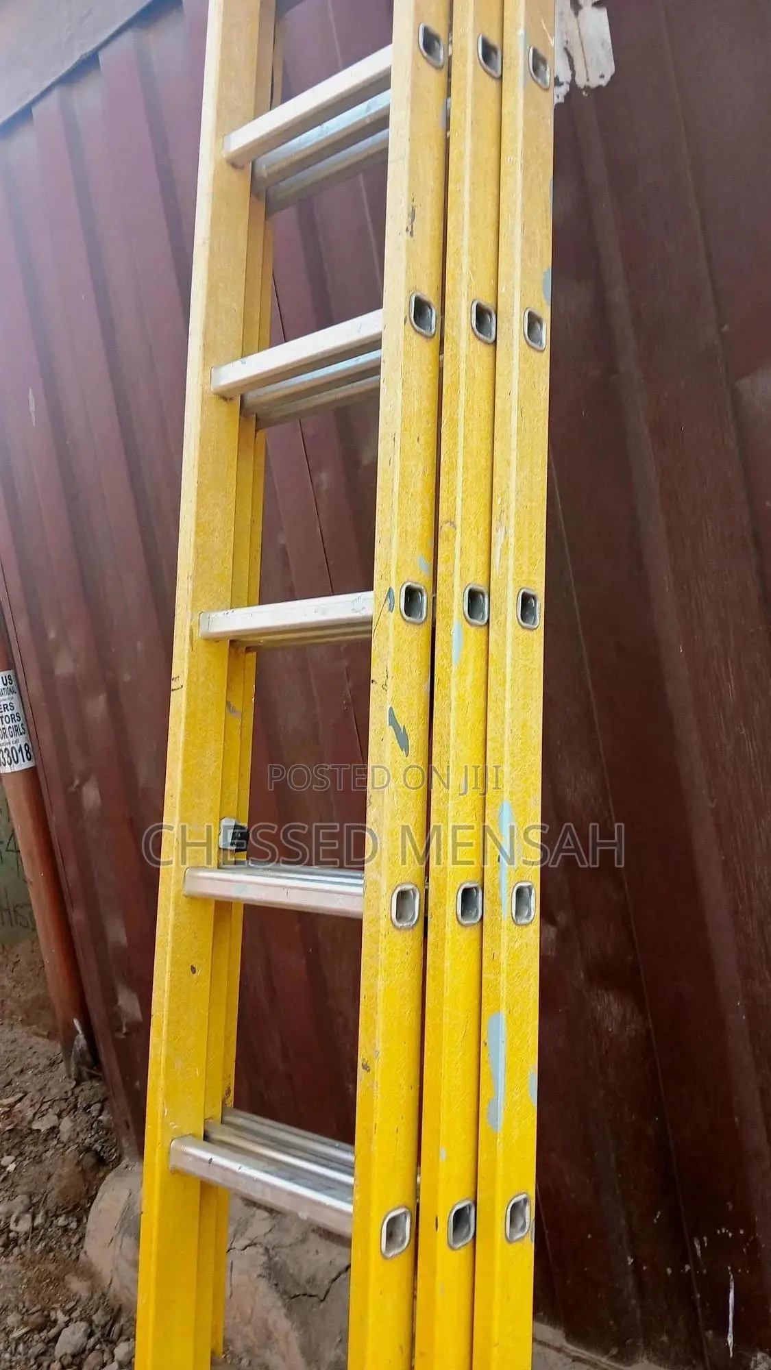 Alluminium Fiber Ladder, 14steps X3 Triple-Section Extension. 34ft