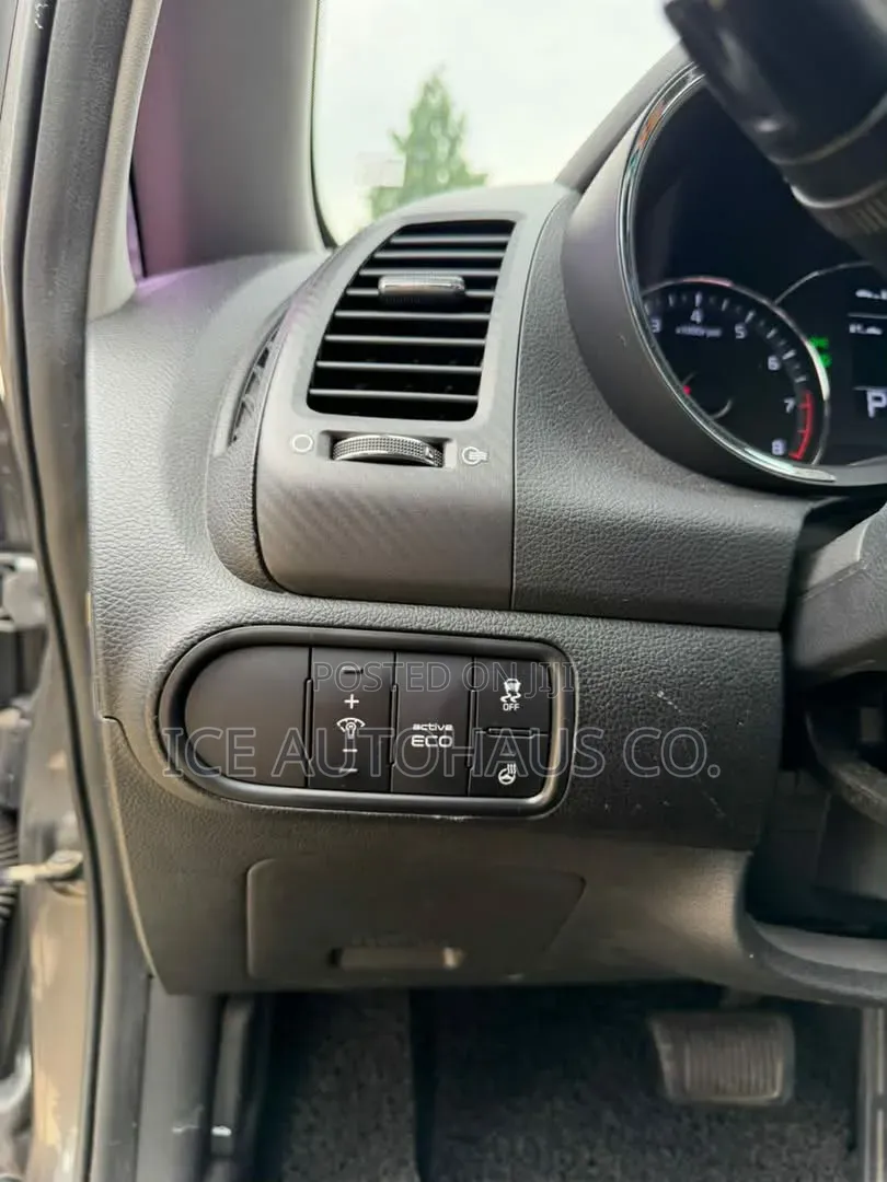 Kia K3 2015 Gray