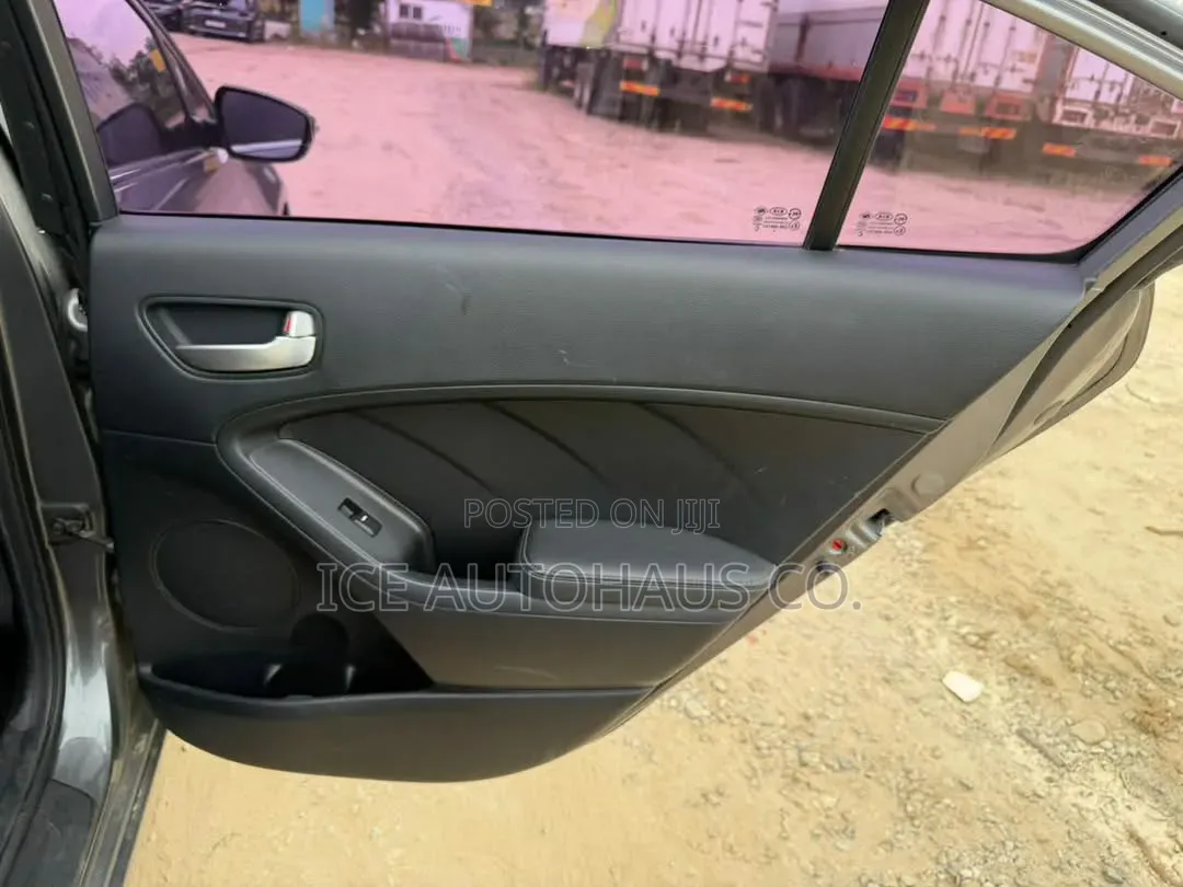 Kia K3 2015 Gray