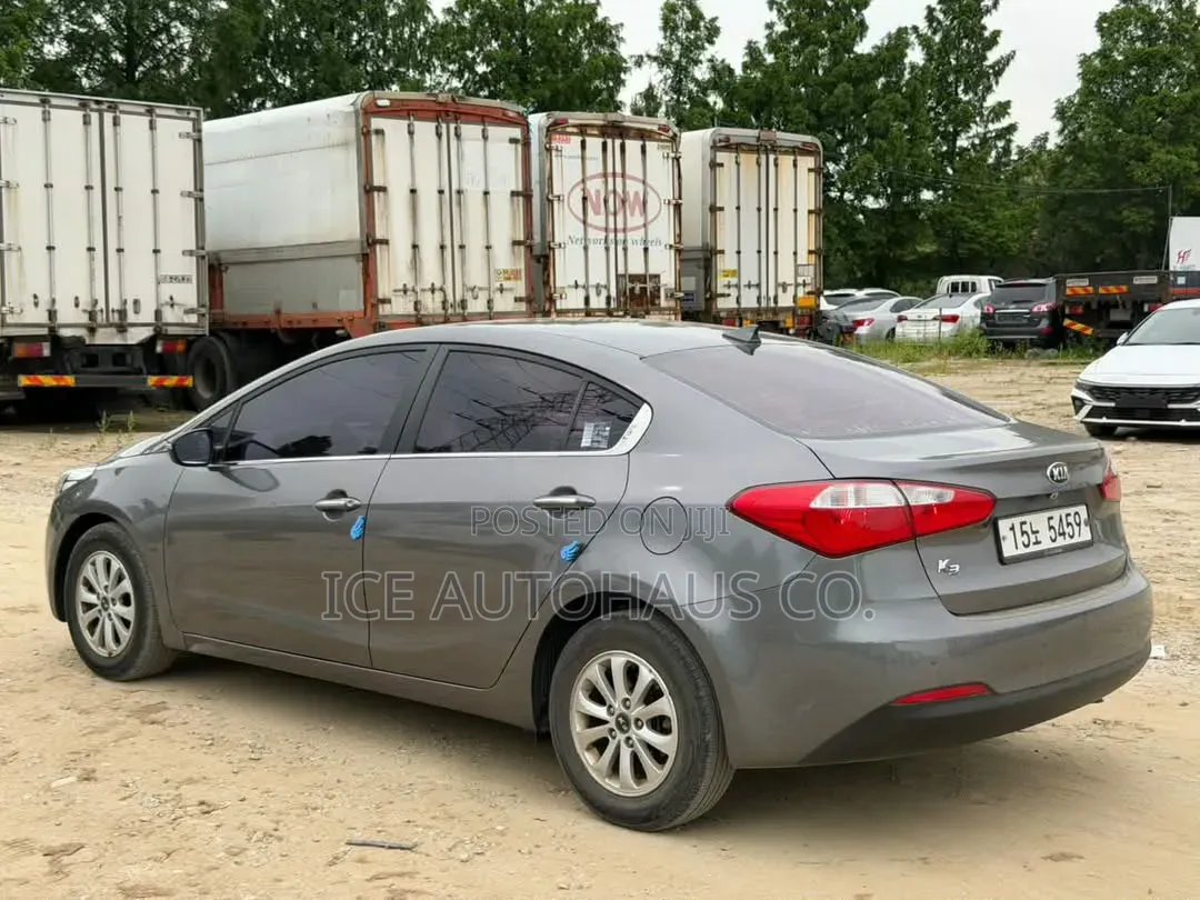 Kia K3 2015 Gray