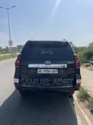 Toyota Land Cruiser Prado 2012 Black
