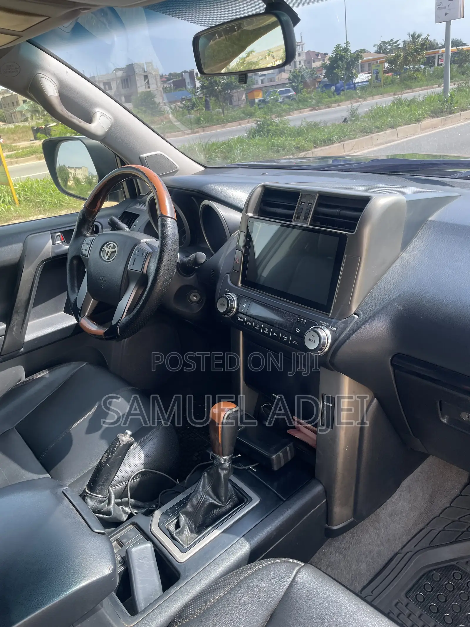 Toyota Land Cruiser Prado 2012 Black